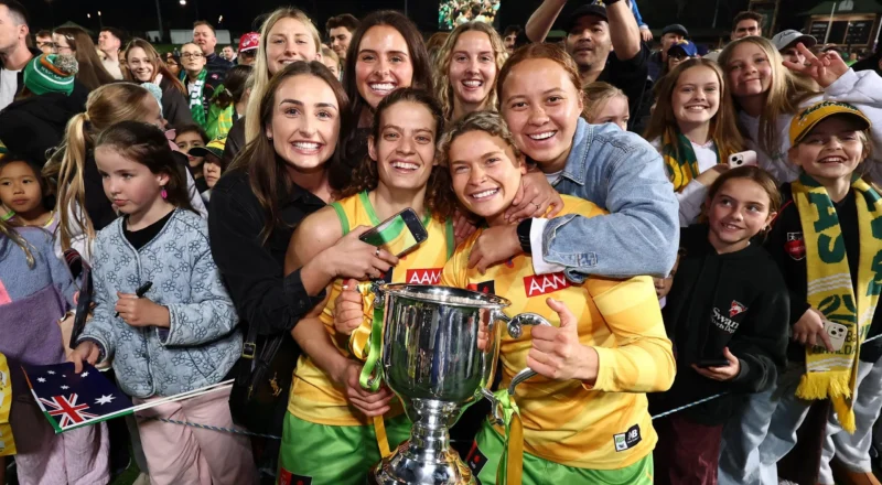 With a little bravery and these big swings, AFLW can enjoy more magical crowd moments | Sarah Guiney