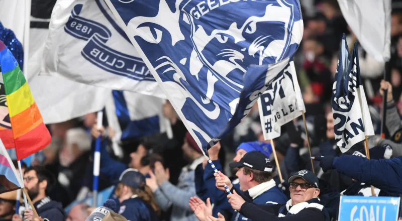 AFL club Geelong under scrutiny over alleged concussion deal with player