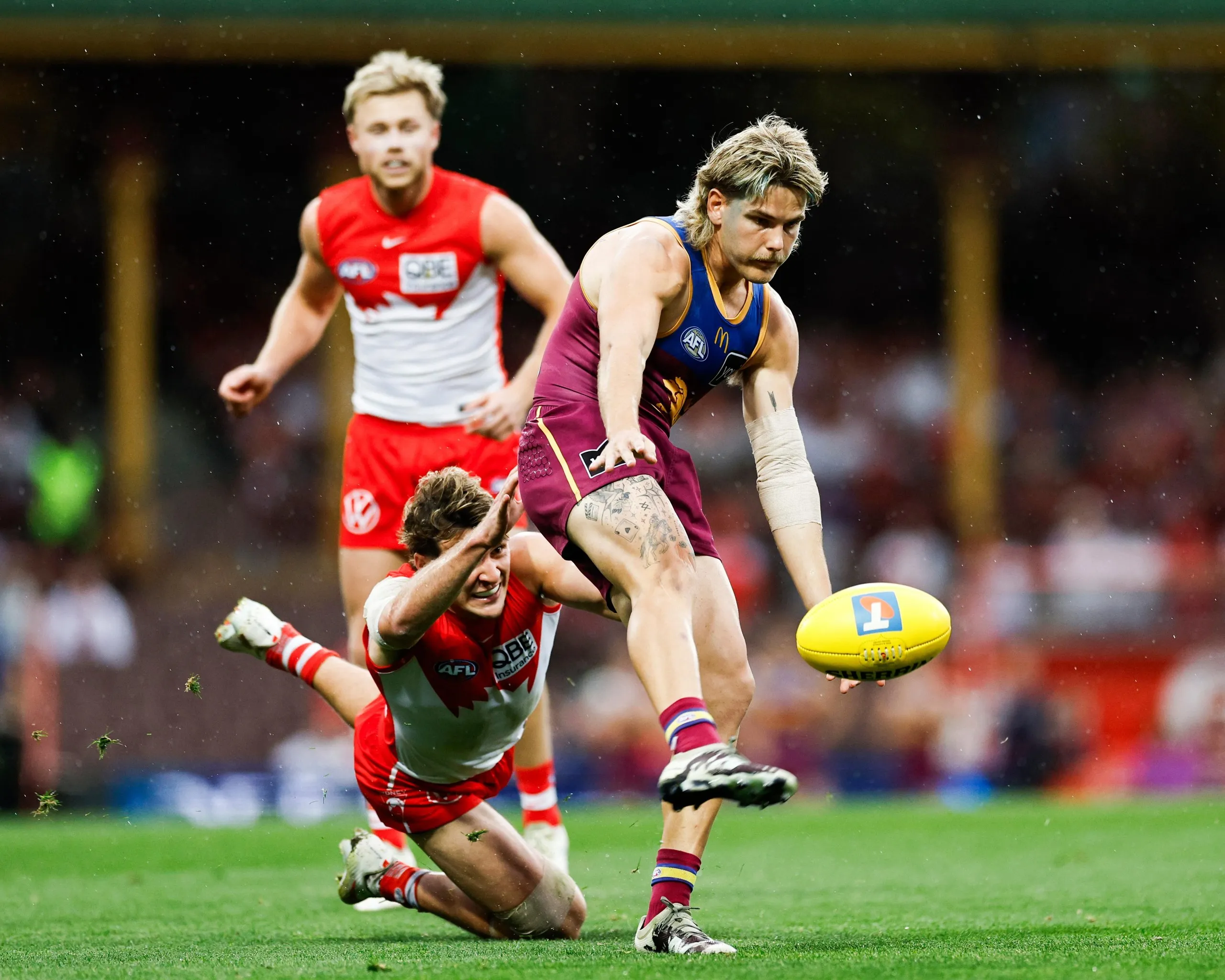 Will Ashcroft of the Lions kicks the ball during the AFL qualifying final against Sydney